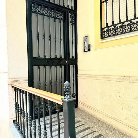 Apartman La Carihuela 2 *