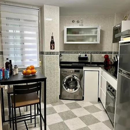 La Carihuela 2 Apartment *